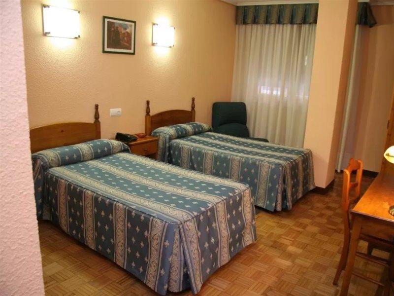 Hotel San Glorio Santander Buitenkant foto